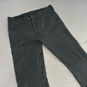Black Levi’s Jeans
